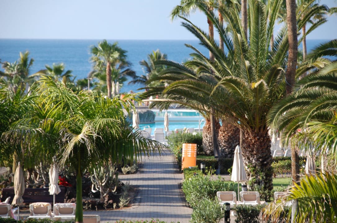 Blick vom Hotel Richtung Pool Hotel Riu Gran Canaria