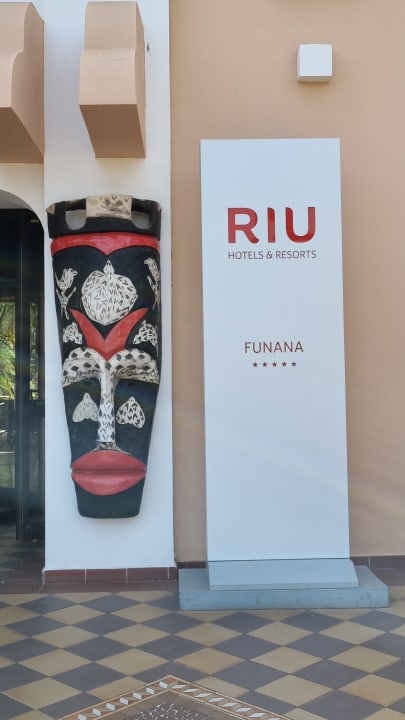 Lobby Hotel Riu Funana