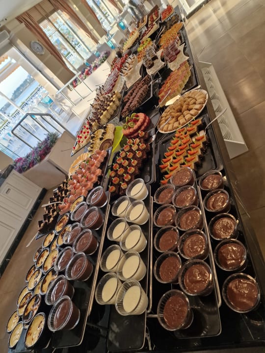 Gastro Can Garden Beach