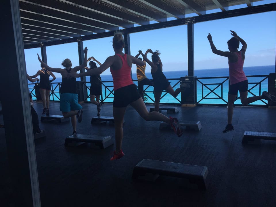 Step Kurs III (Fortgeschritten) im Outdoorgym TUI MAGIC LIFE Fuerteventura