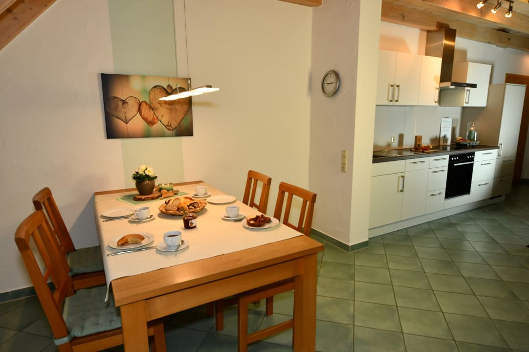 Zimmer Ferienwohnungen Holder