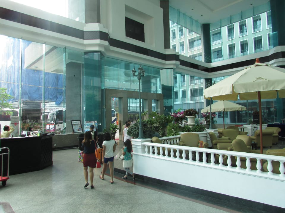 Hotellobby Hotel Windsor Suites & Convention