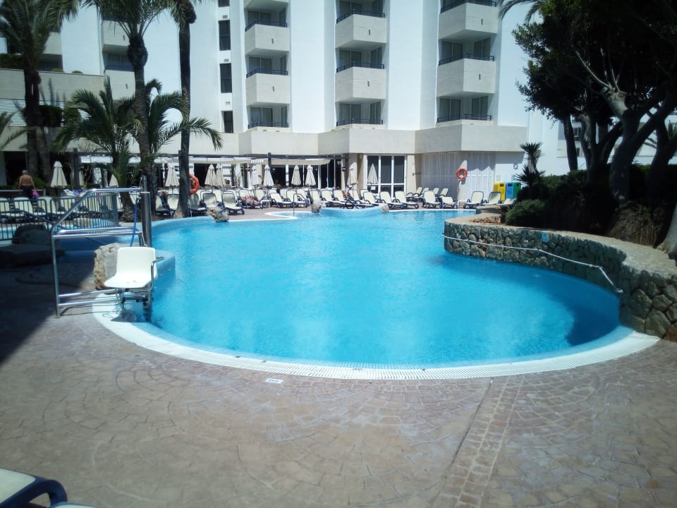 Pool Hipotels Bahia Grande