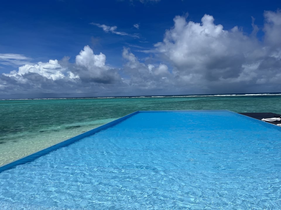 Pool Summer Island Maldives