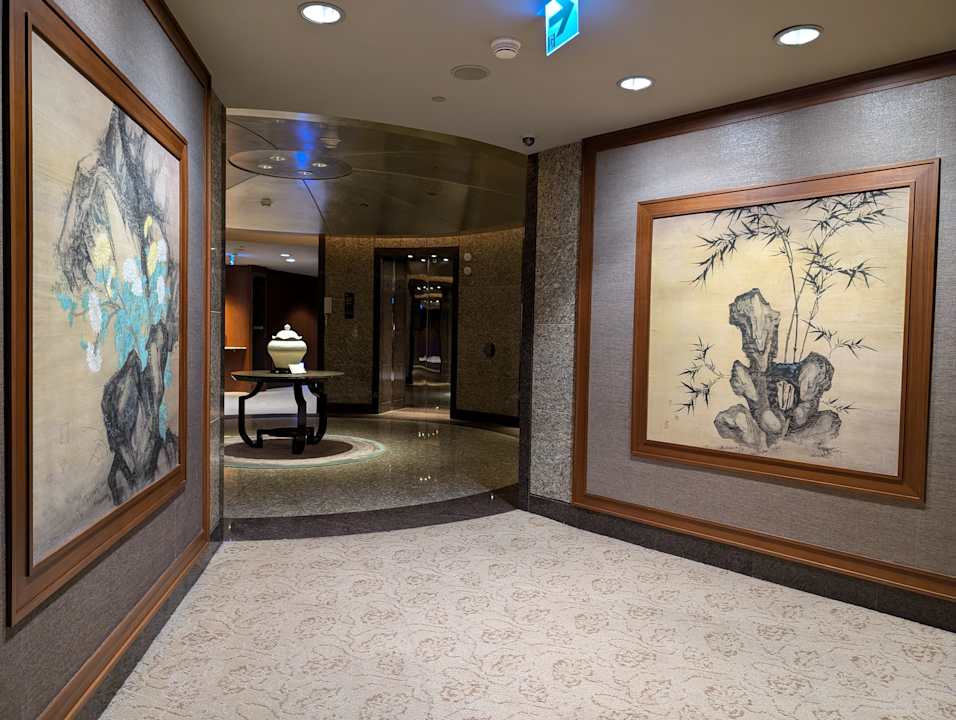 Lobby Shangri-La's Far Eastern Plaza Hotel