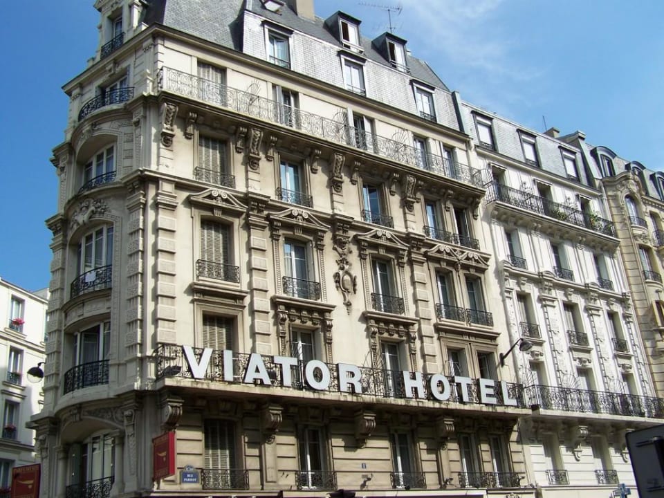 Von der gegenüberliegenden Straßeneite Hotel Viator - Gare de Lyon