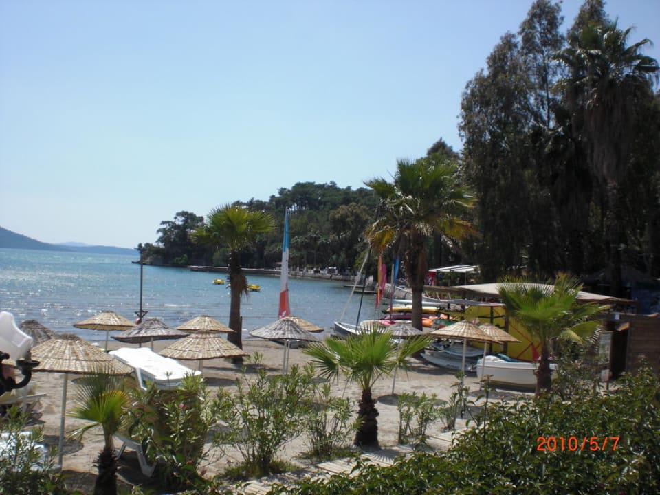 Strand Hotel Yücelen
