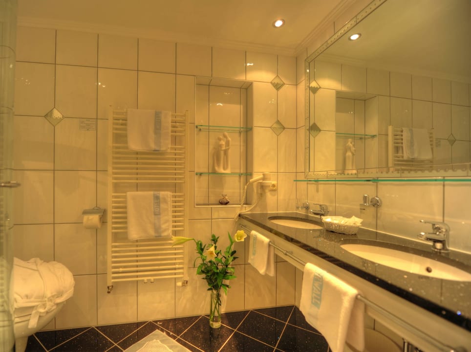 Typ A Deluxe Badezimmer Hotel Verwall