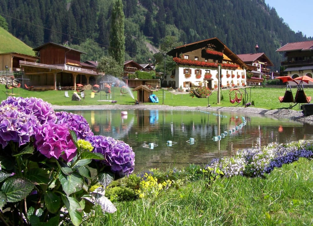 Hauseigener Gesundheitssee Hotel zum Holzknecht am See