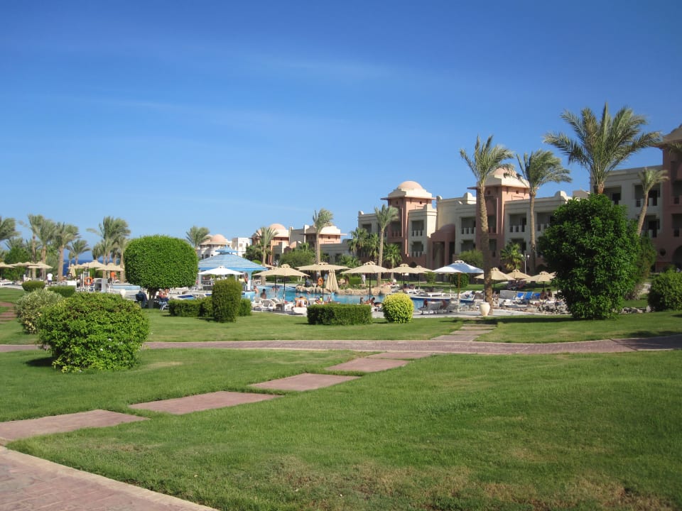 Gartenanlage Serenity Alpha Beach