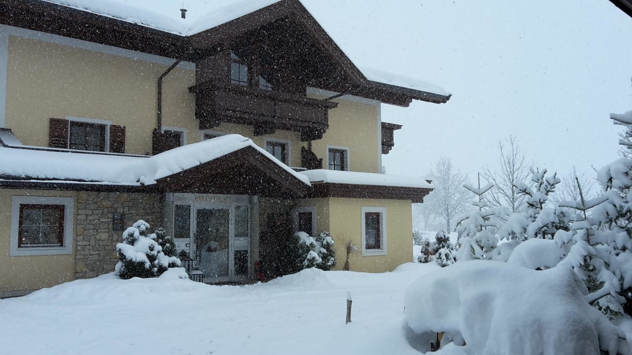 Tief verschneit Hubertus Hotel & Apartments