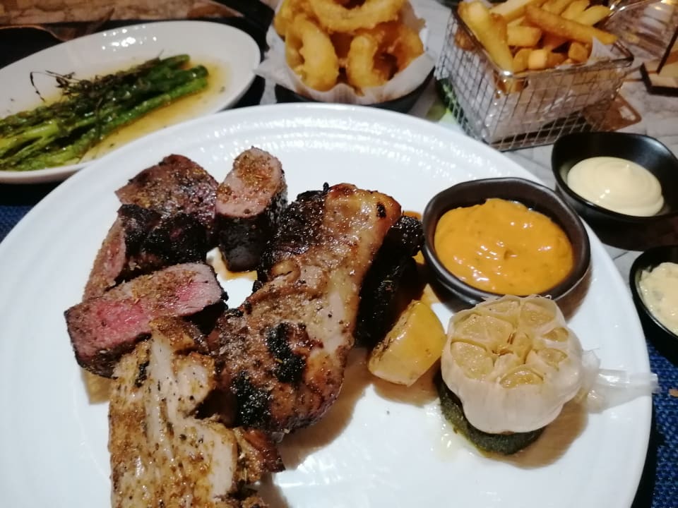 Gastro Le Meridien Maldives Resort & Spa