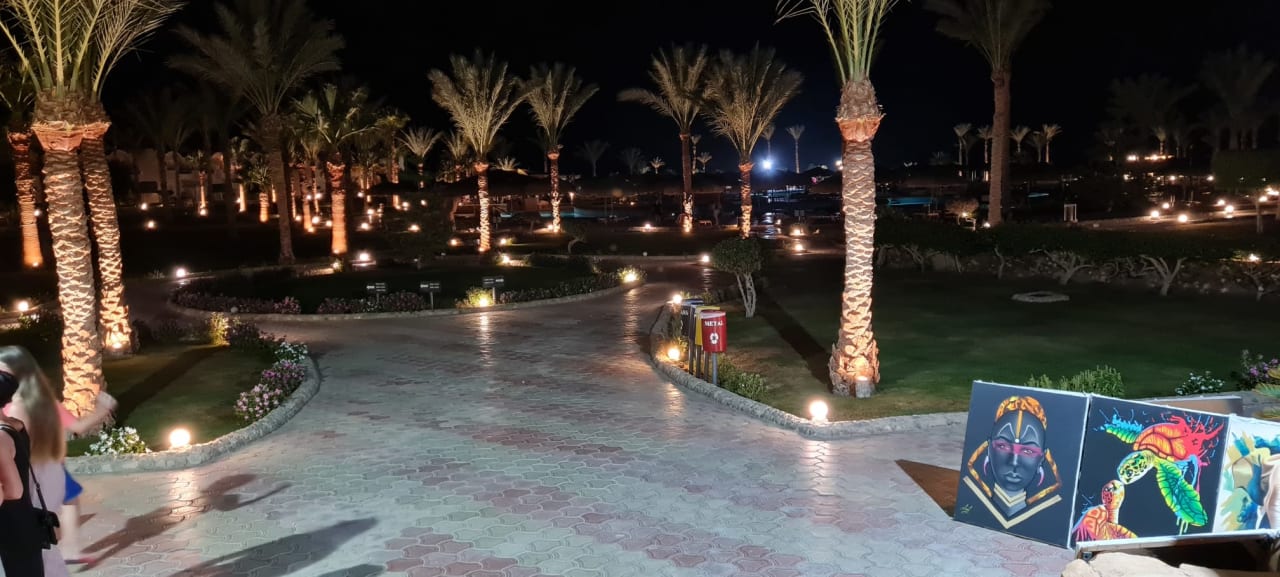 Gartenanlage Three Corners Sea Beach Resort