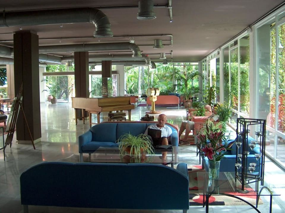 Lobby Hacienda San Jorge