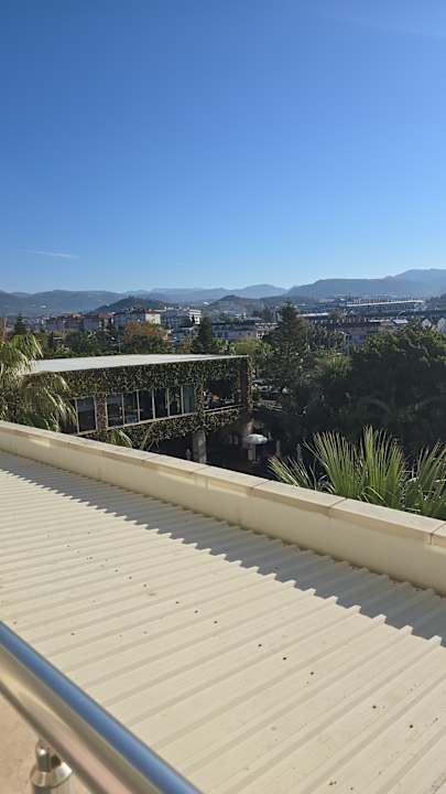 Sonstiges Telatiye Resort