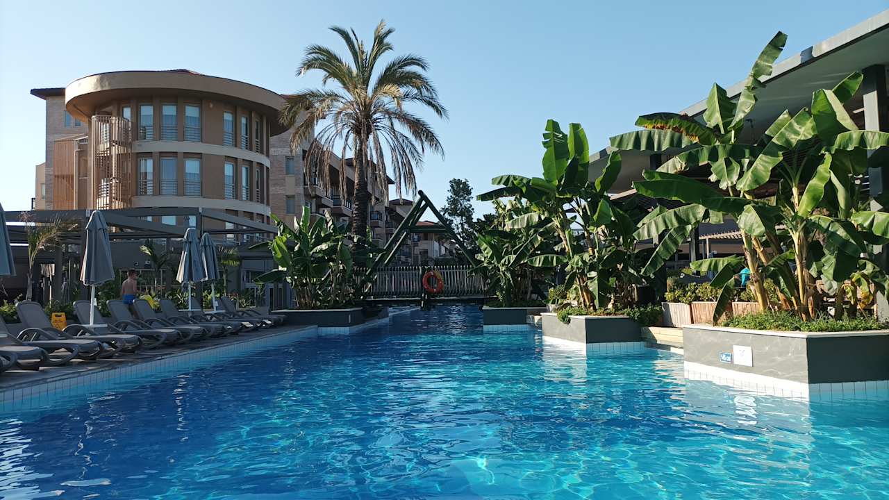 Pool TUI BLUE Xanthe