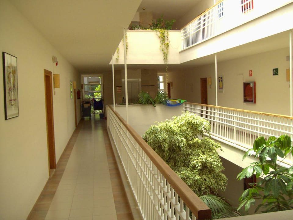 Treppenhaus in Bungalow 8 allsun Hotel Eden Playa