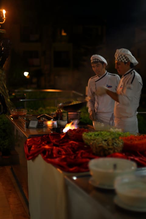 Essen Oz Hotels Incekum Beach