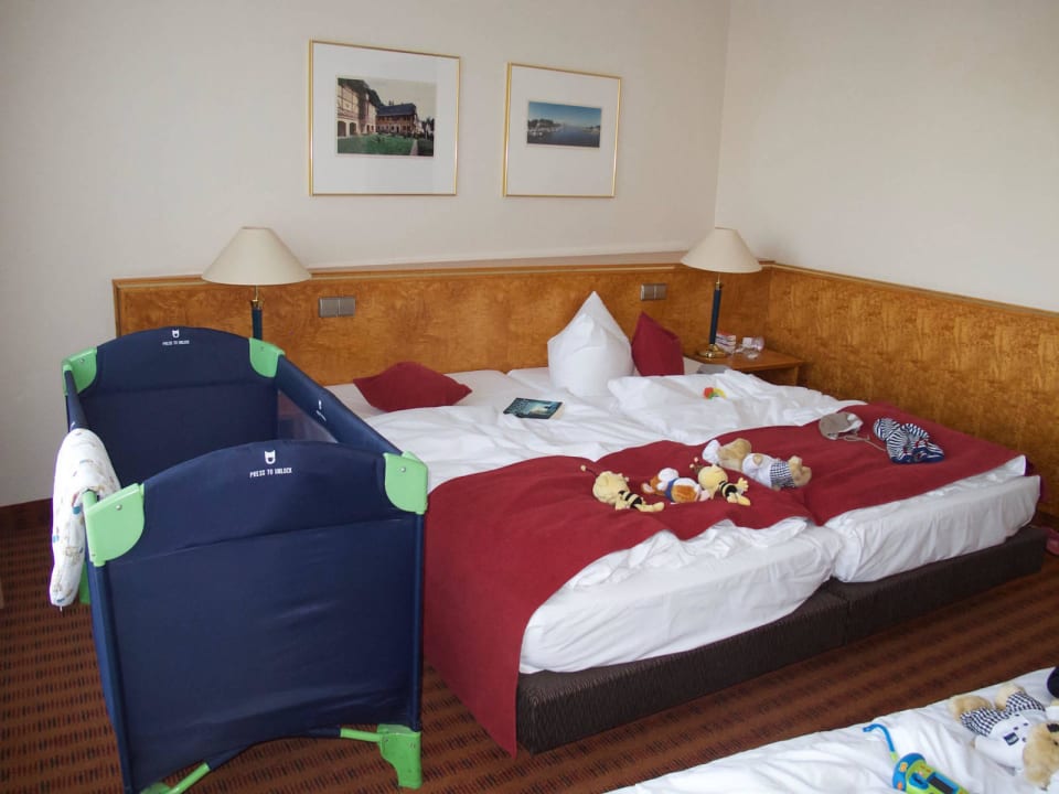 Mit Babybett Dorint Hotel Dresden