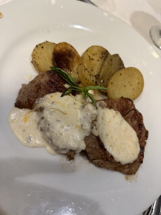 Gastro Hotel Riu Lupita