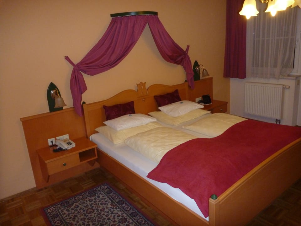 Das Zimmer bei unserer Ankunft Hotel Garni - Thermenoase