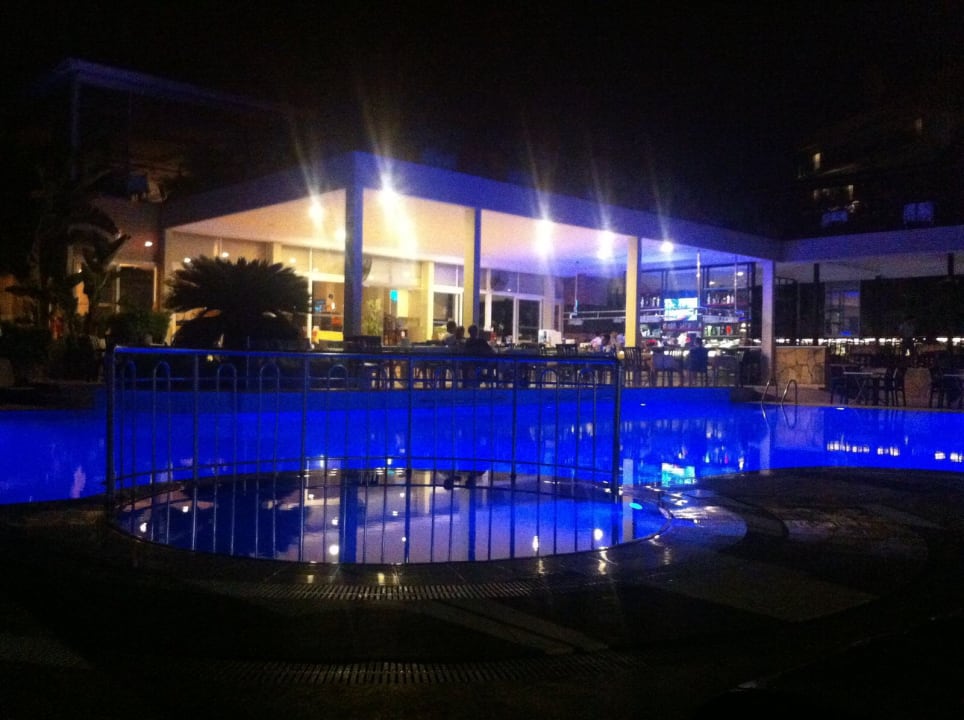 Pool Hotel Gardenia Beach