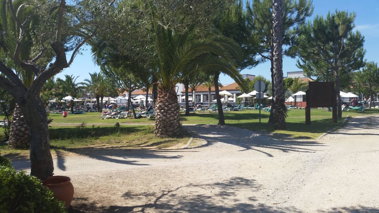 Vom Strandweg Richtung Pool  ROBINSON QUINTA DA RIA