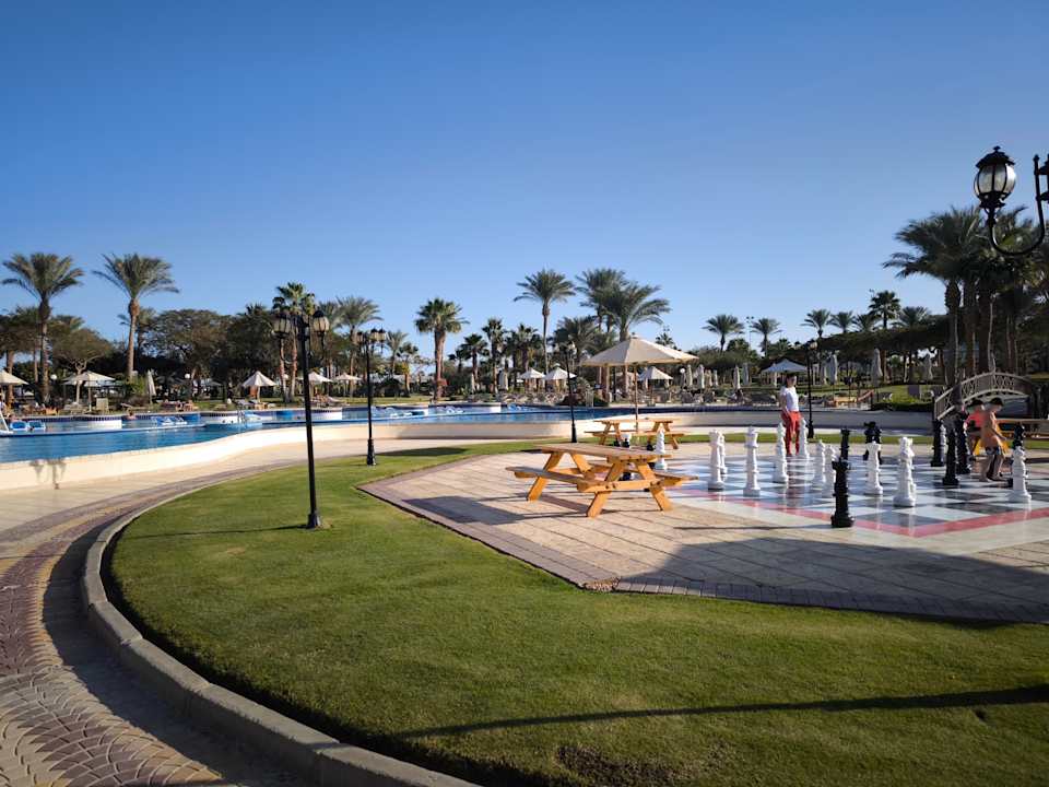 Gartenanlage Steigenberger ALDAU Beach Hotel