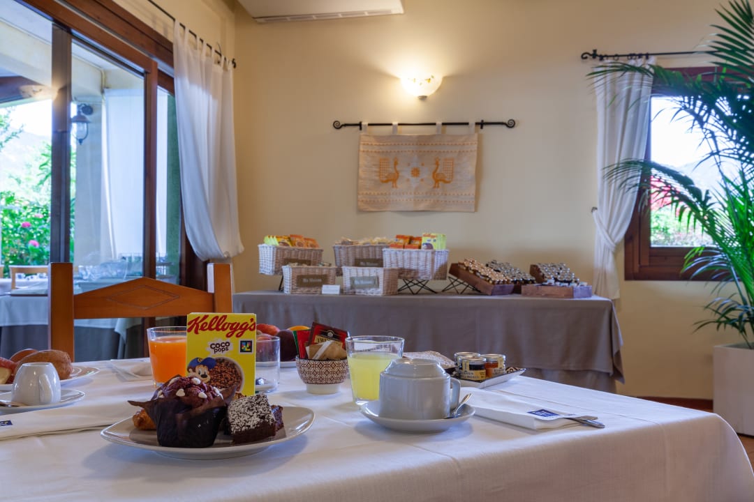 Gastro iH Hotels Villasimius Le Zagare Resort