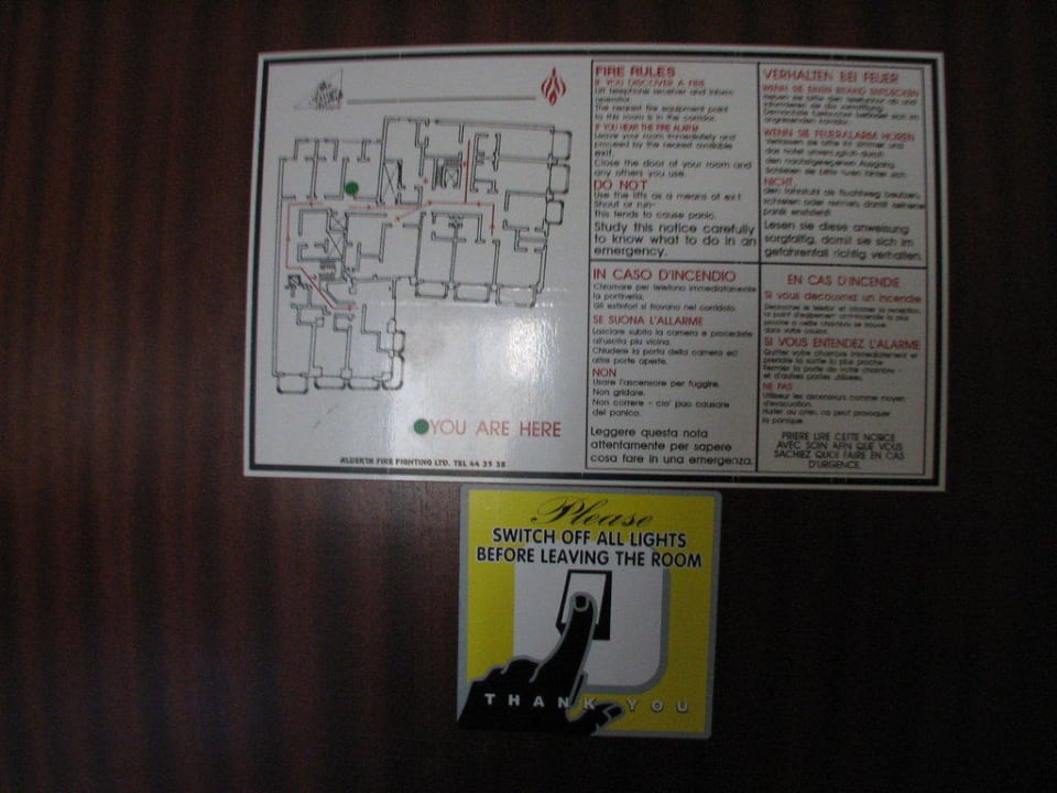 Schild Hotel Plaza & Plaza Regency