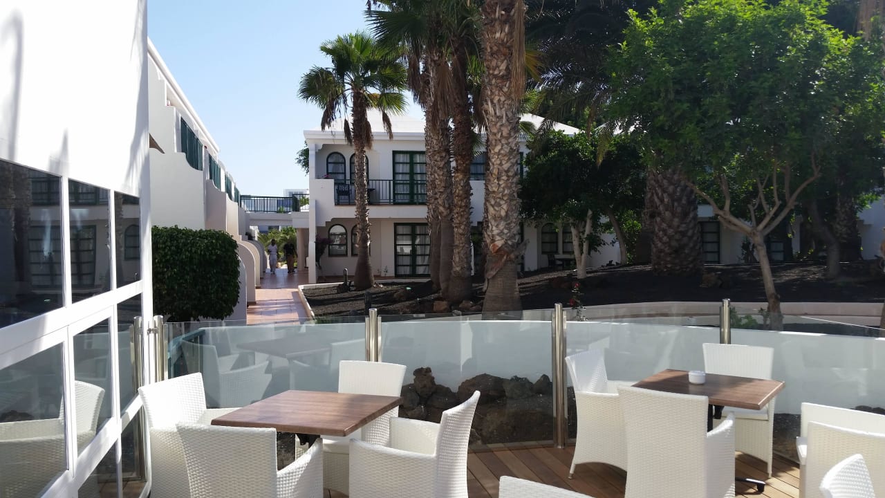 Lobby Bar Terrasse H10 Ocean Suites