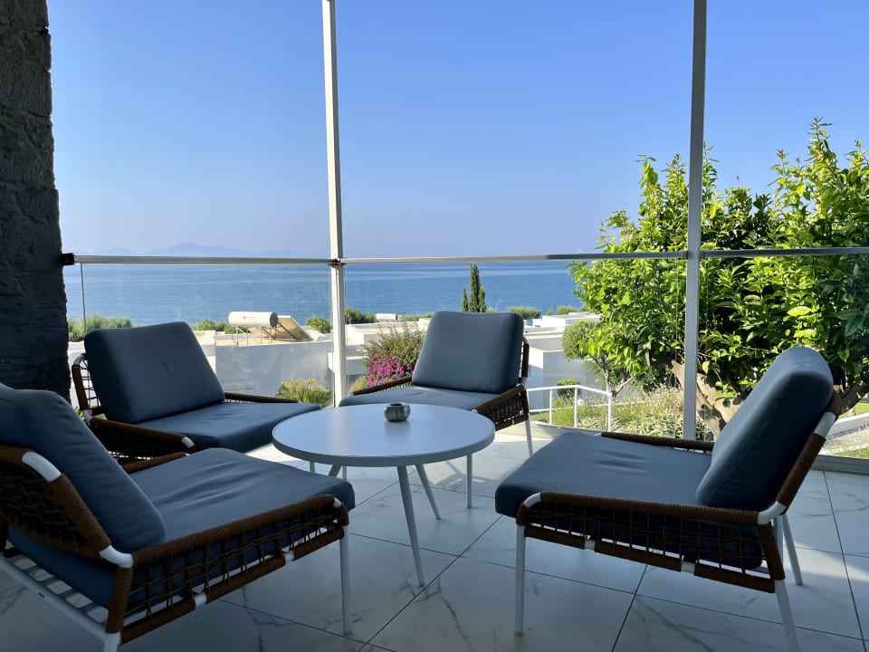 Lobby Dimitra Beach Hotel & Suites