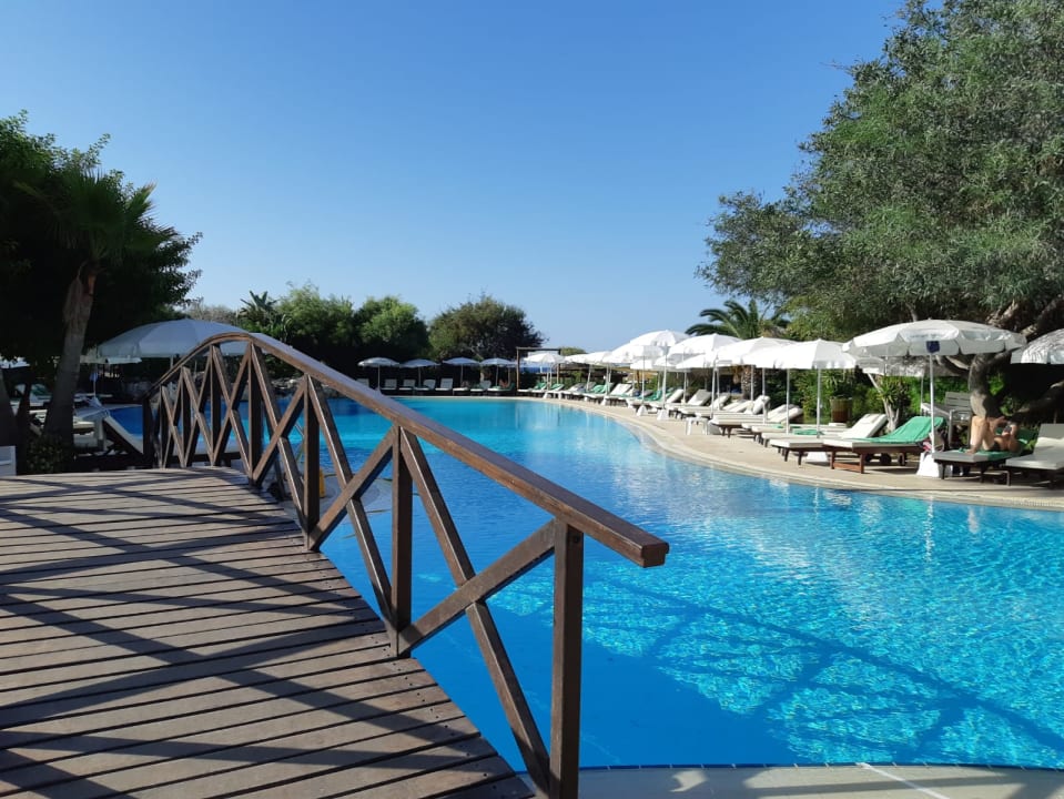 Pool Hotel Grecian Bay