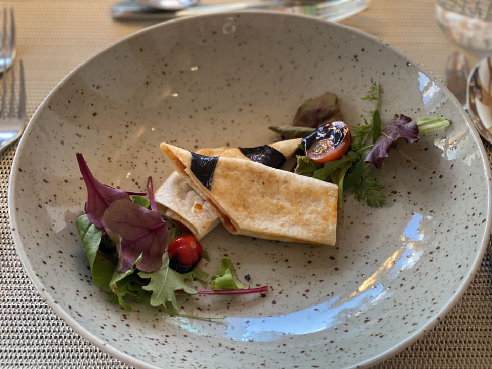 Gastro NIDUM Casual Luxury Hotel