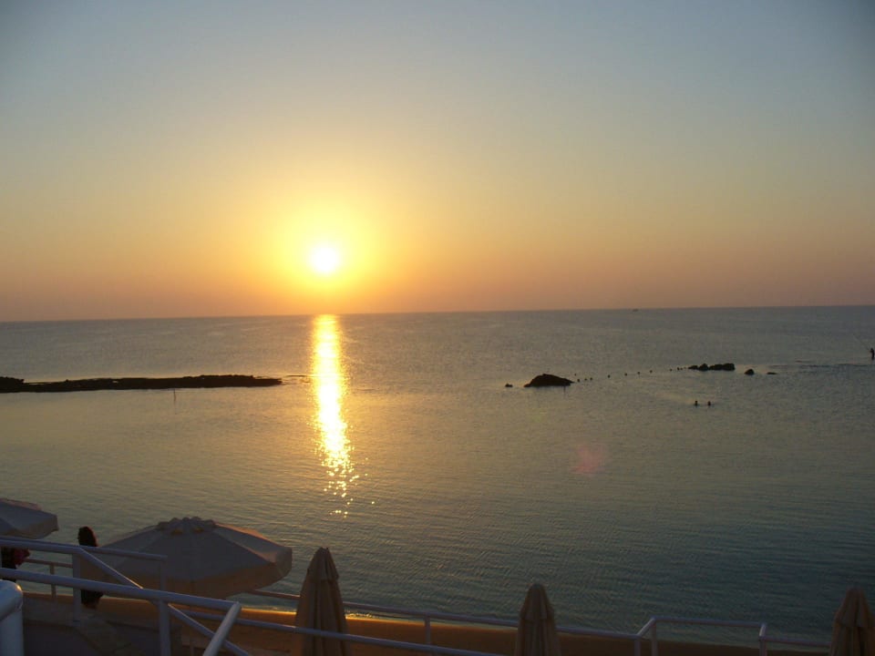 Sonnenaufgang Salamis Bay Conti Resort Hotel & Casino