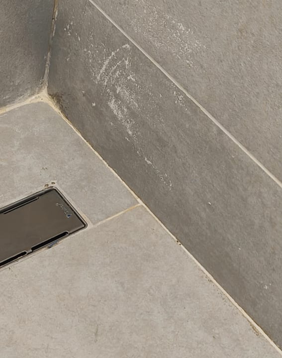 Zimmer Kamelya Aishen Club