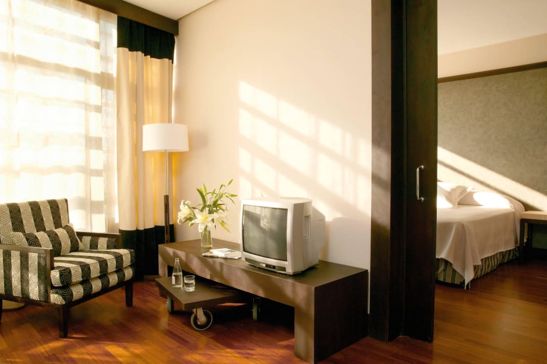 Room NH Sevilla Plaza de Armas