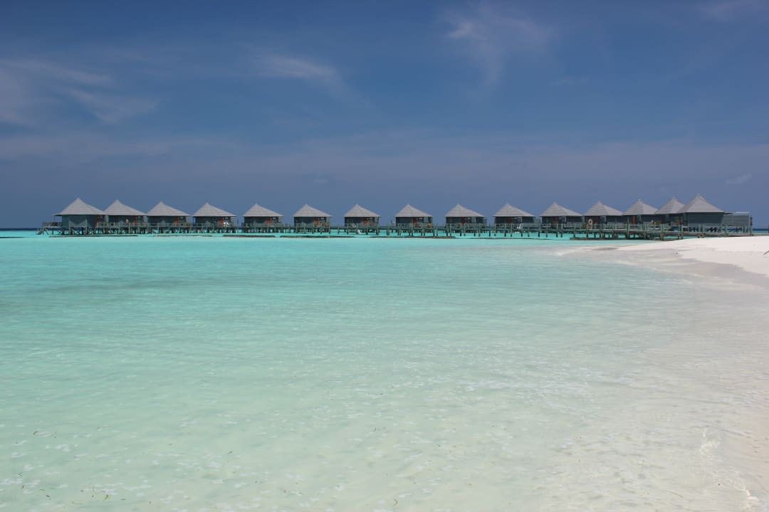 Blick auf die Wasservillen Komandoo Island Resort & Spa - Adults only