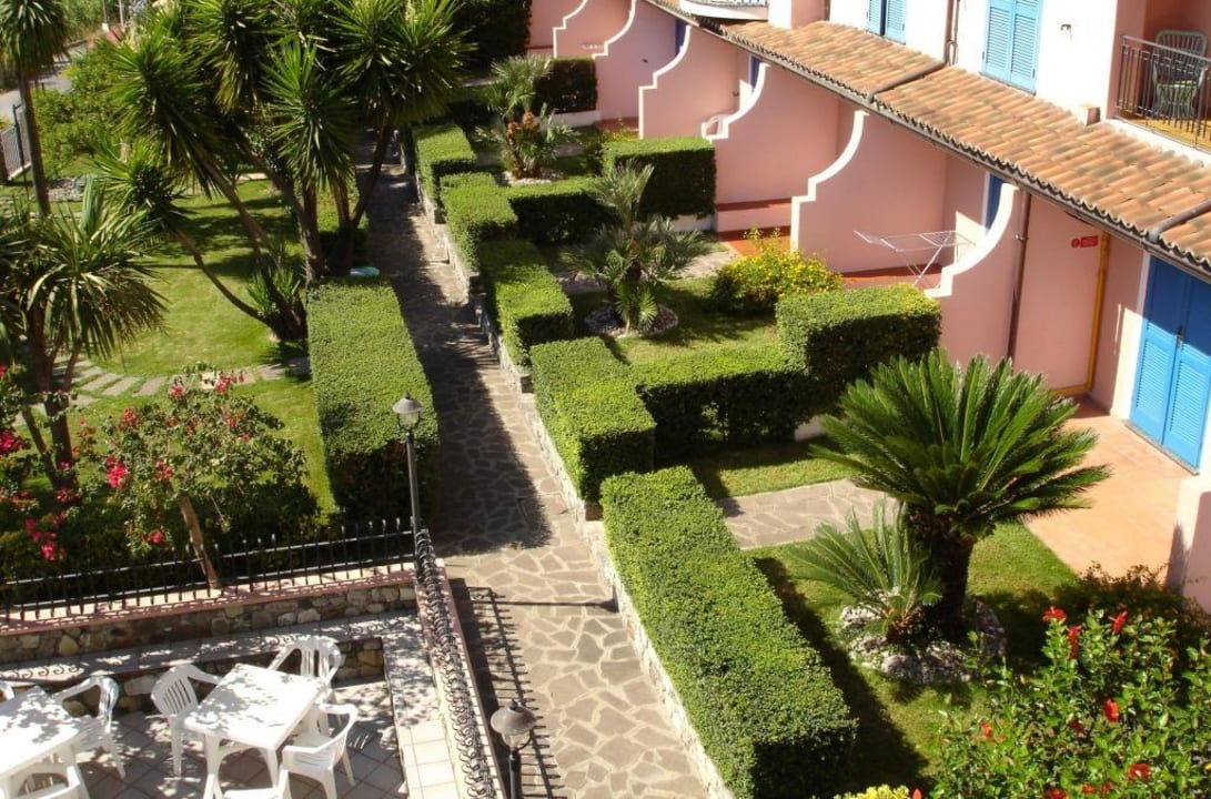 Giardino Hotel Borgo La Tana