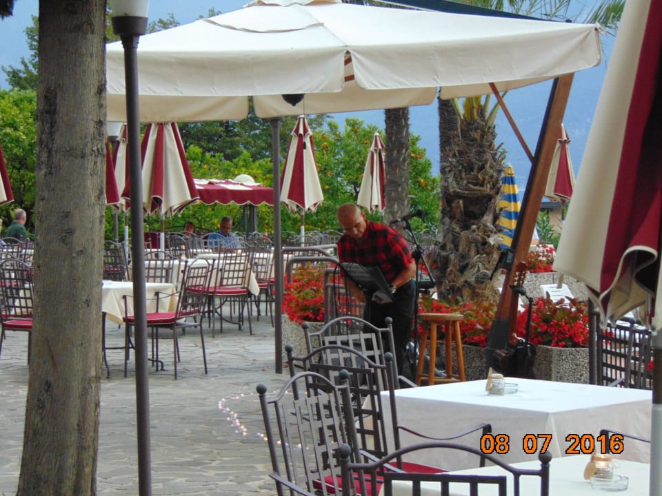 Poollandschaft Hotel Caravel