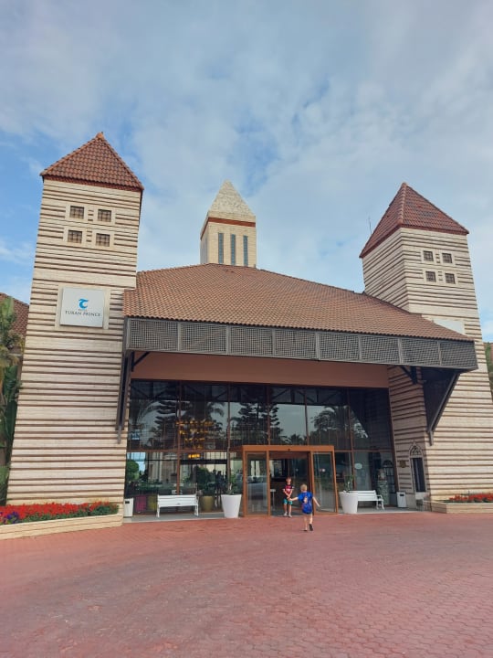 Lobby Hotel Turan Prince