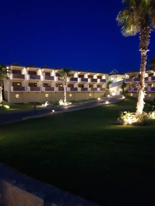 Gartenanlage Hotel Kalithea Horizon Royal