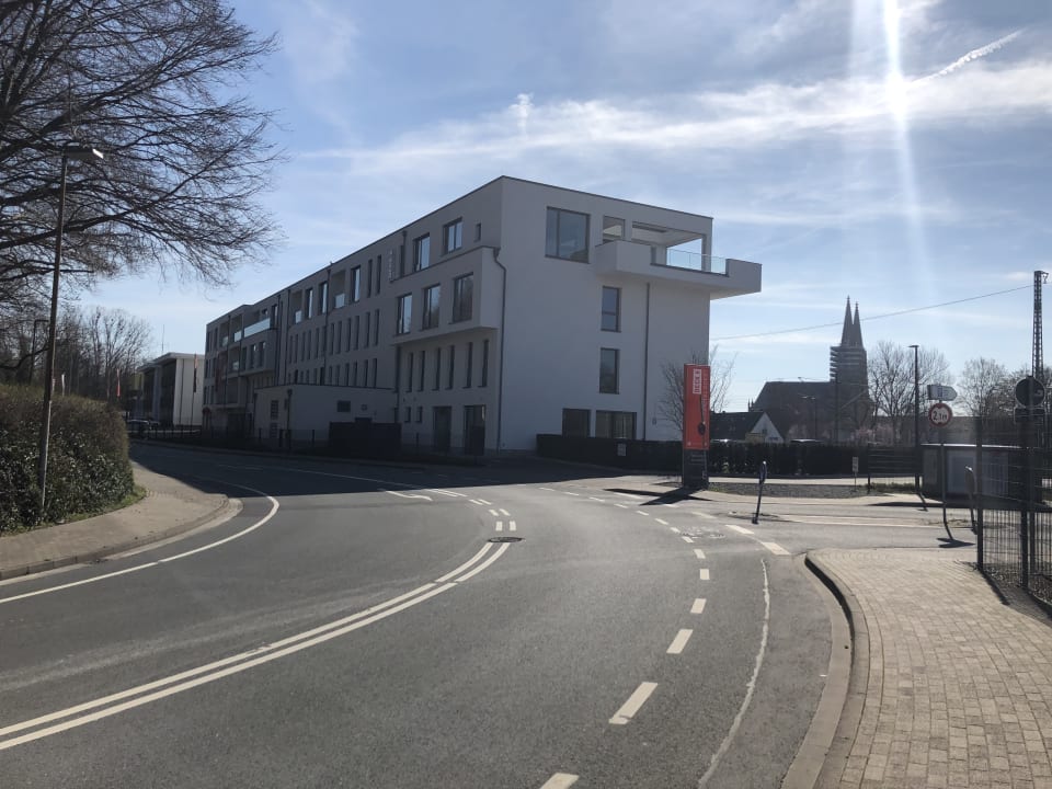 Außenansicht DECK 8 DESIGNHOTEL.SOEST.