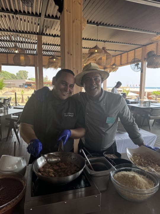 Gastro Jacaranda Luxury Resort