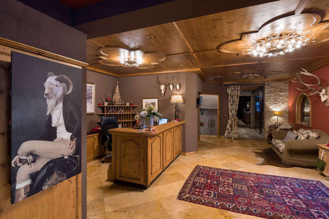 Reception Hotel Somont