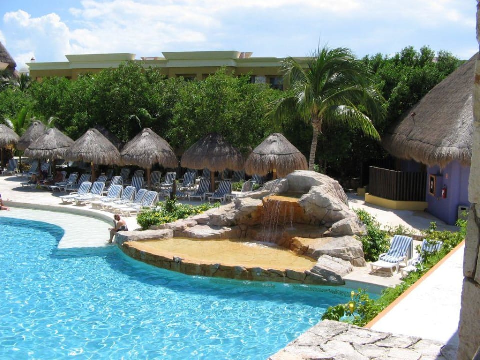 Mega-Pool Iberostar Selection Paraiso Lindo