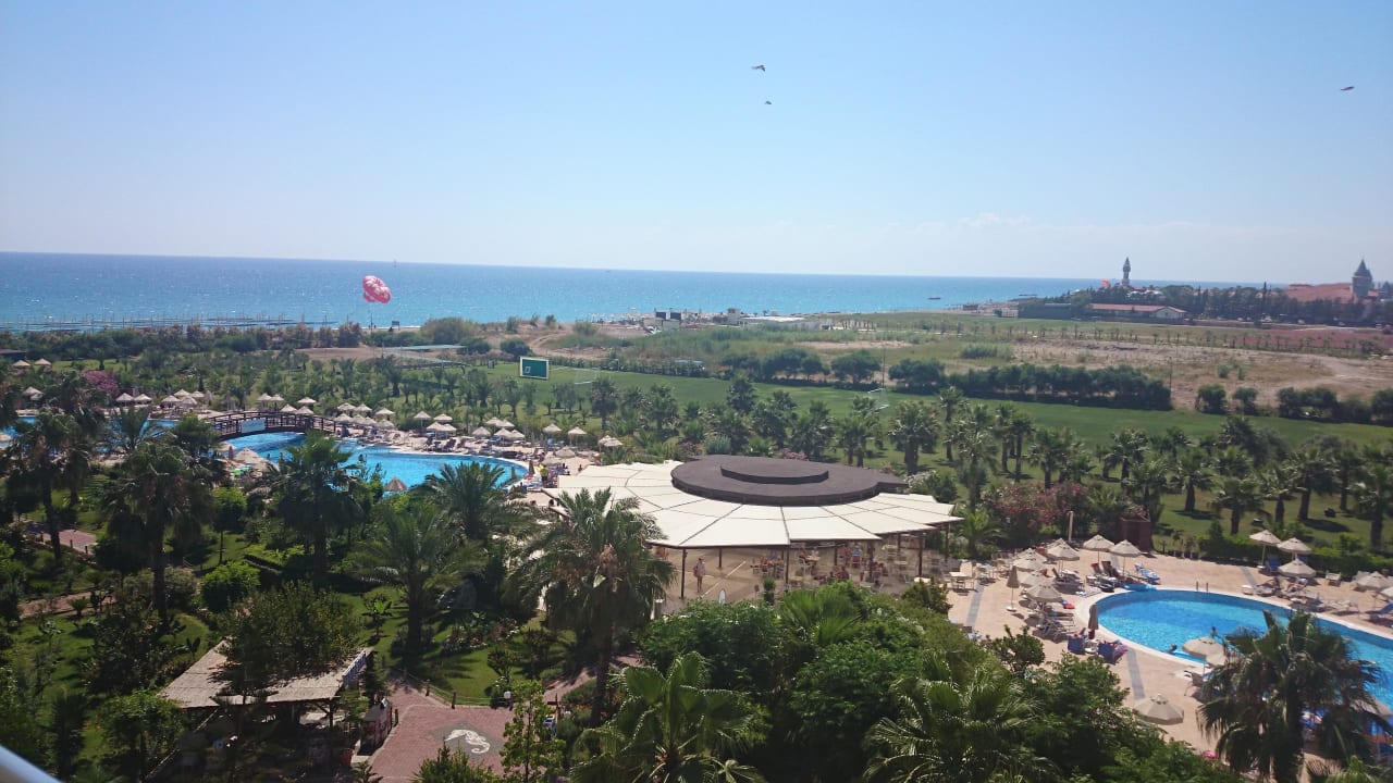 Poolanlage von oben Seaden Sea World Resort & Spa