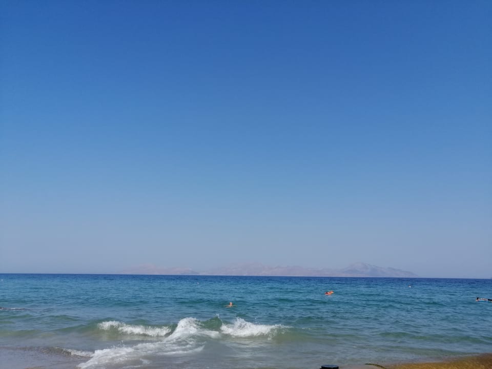 Strand Neptune Luxury Resort