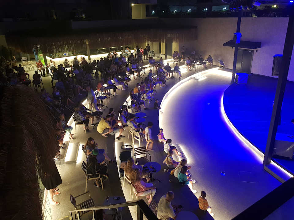 Sport & Freizeit Side Breeze Hotel
