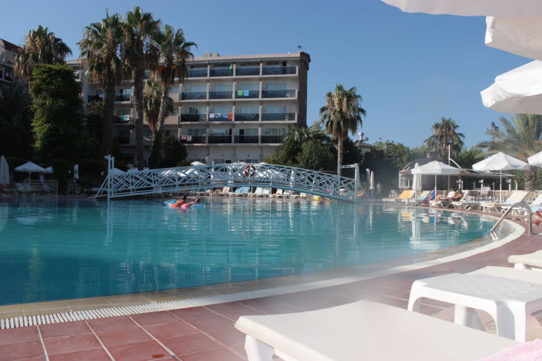 Pool oben Seaden Corolla Hotel